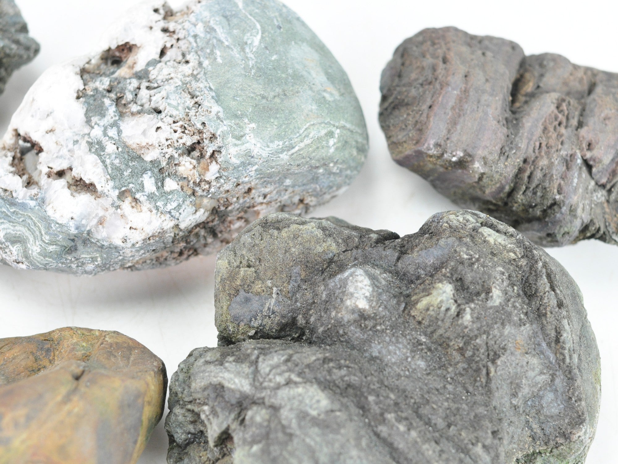 飾り石 伊予の青石(小～中)3個セットの販売｜盆栽妙 – 盆栽妙 本店