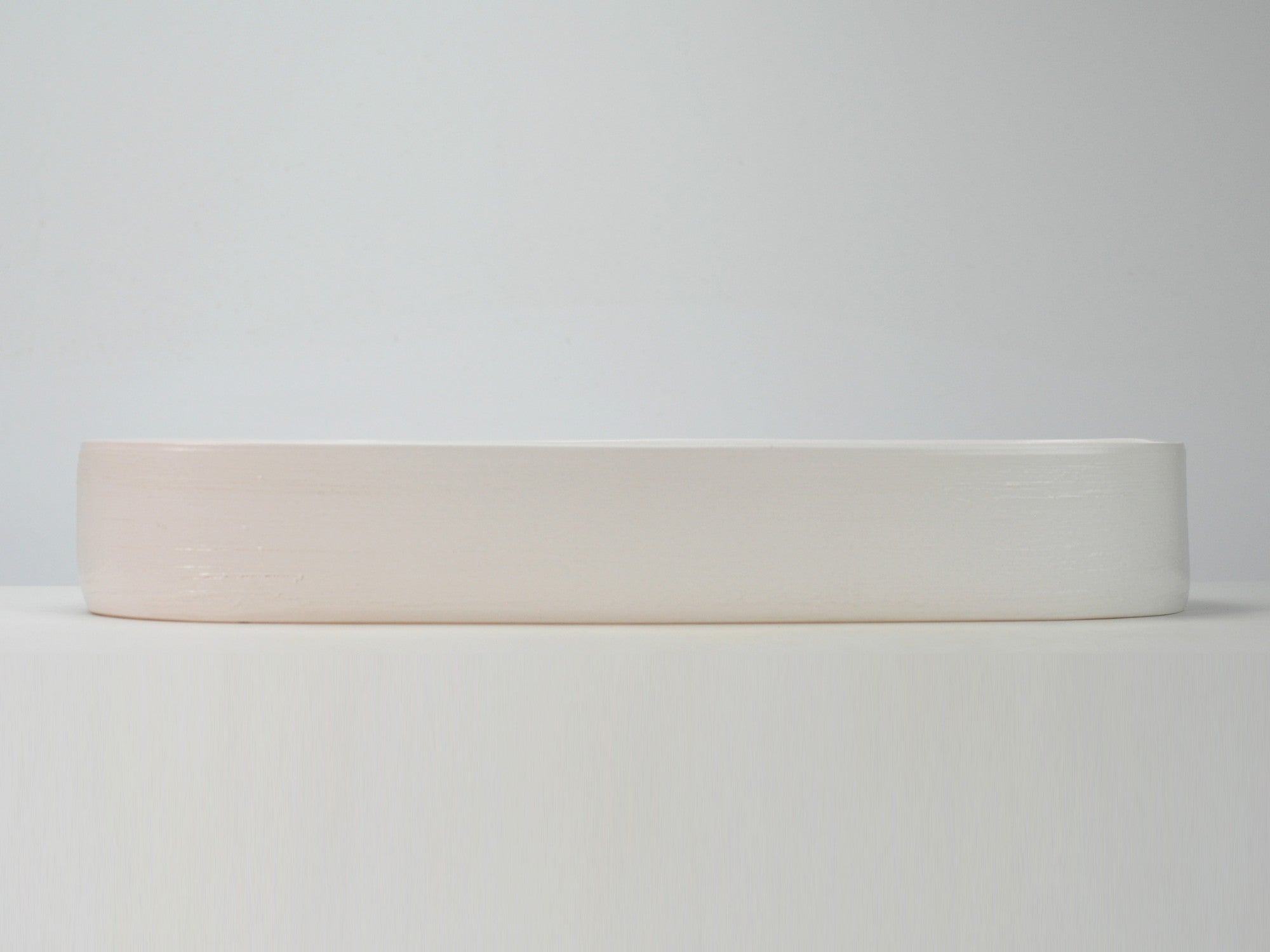 信楽焼 小判型水盤 16号 白マット 幅48cm×奥行16cm×高さ7cmの