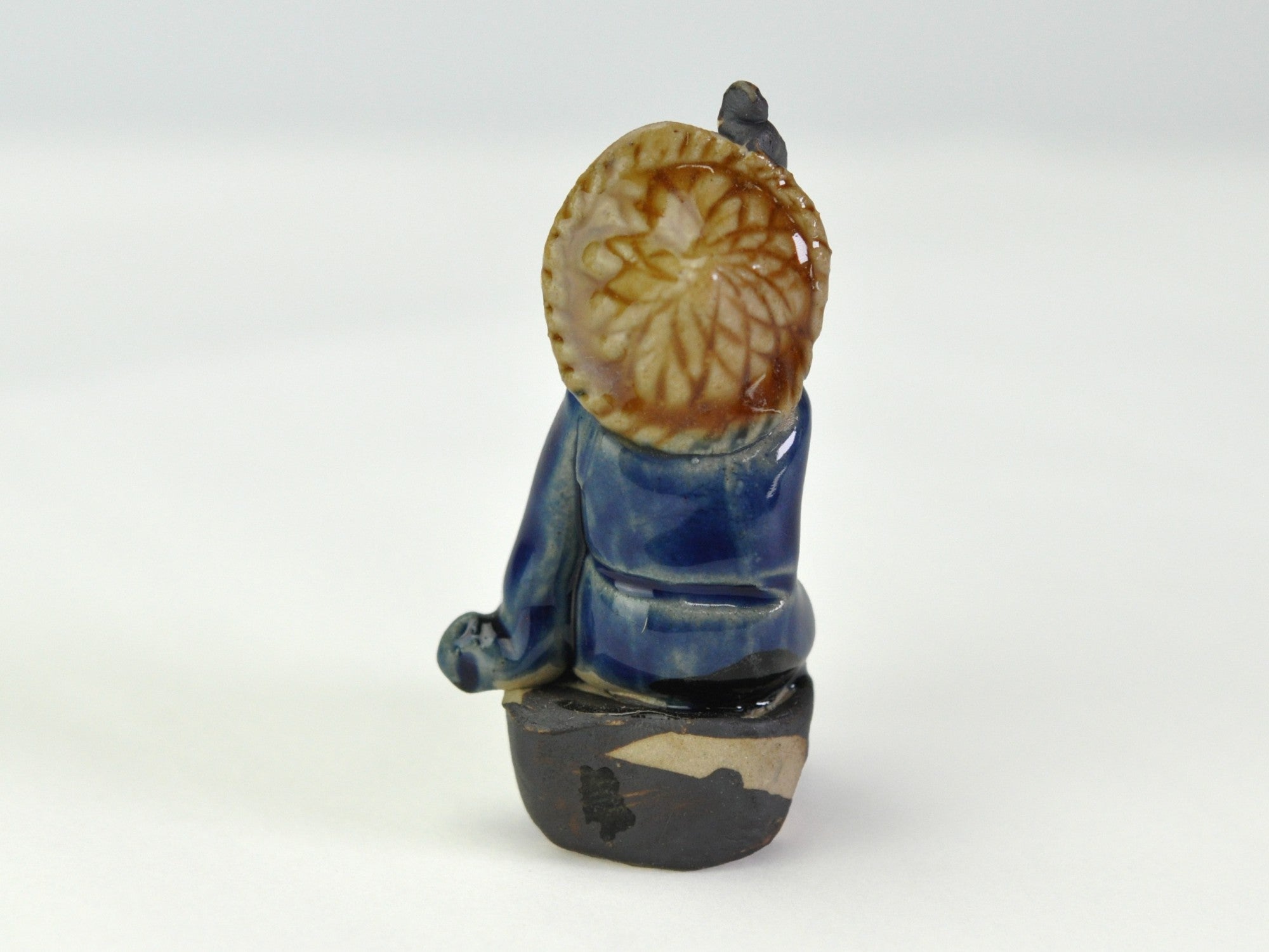 陶器の置物 フィギュア 杖をついた老人の販売｜盆栽妙 – 盆栽妙 本店