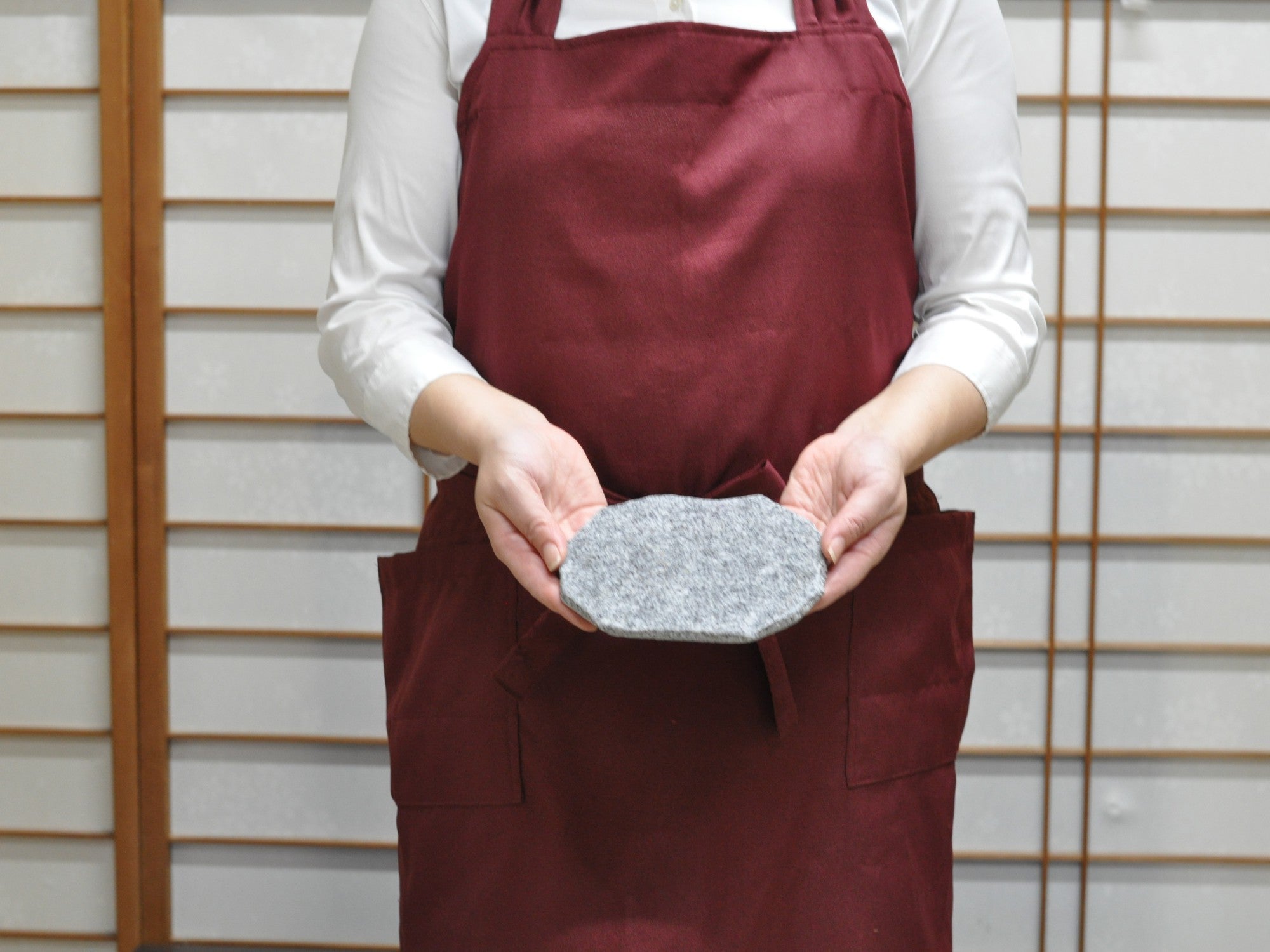 庵治石 花台 お皿 敷物 磨き上げ仕上げの販売｜盆栽妙 – 盆栽妙 本店