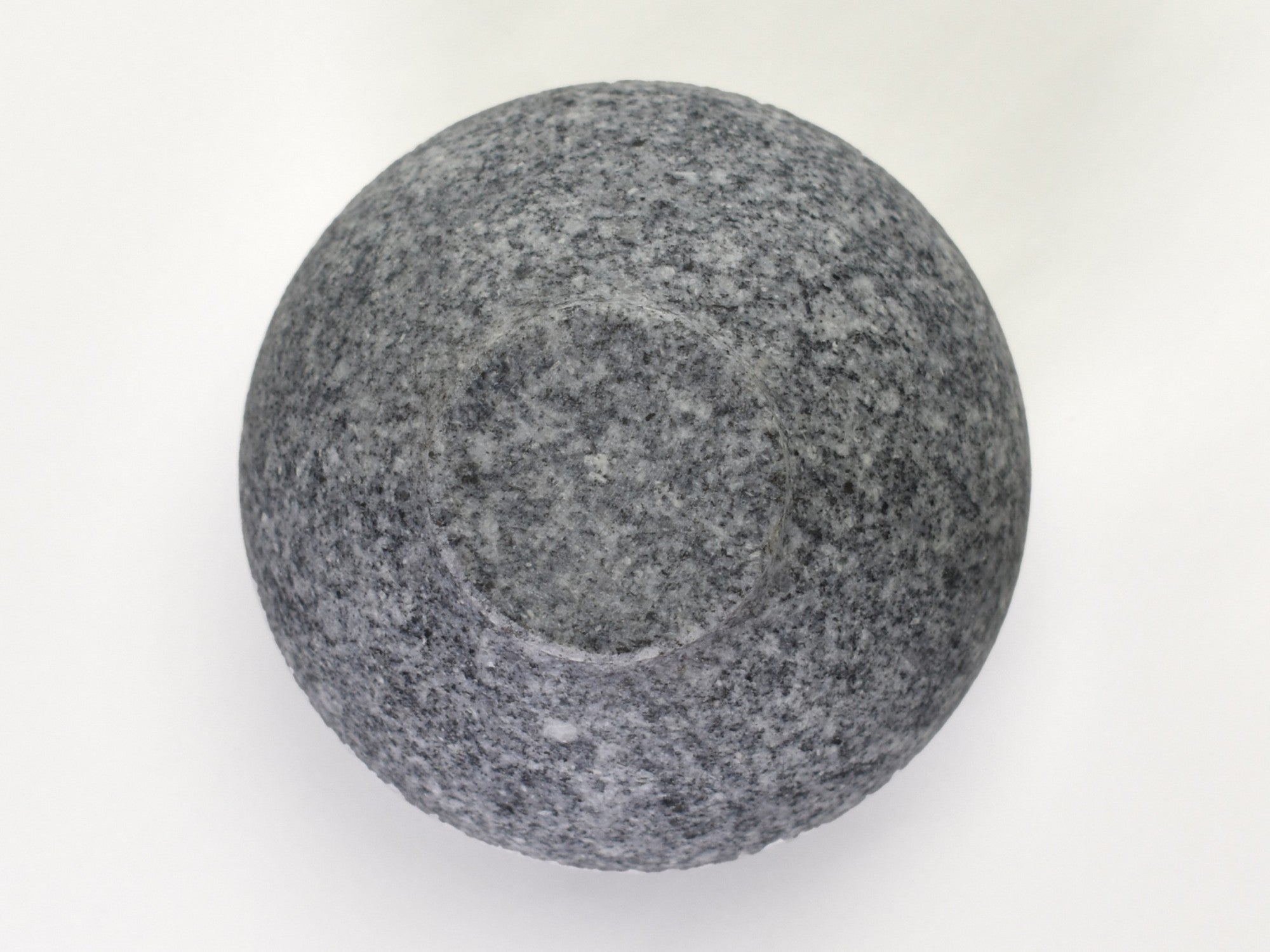 庵治石 たまご型 花器(高台有り)の販売｜盆栽妙 – 盆栽妙 本店