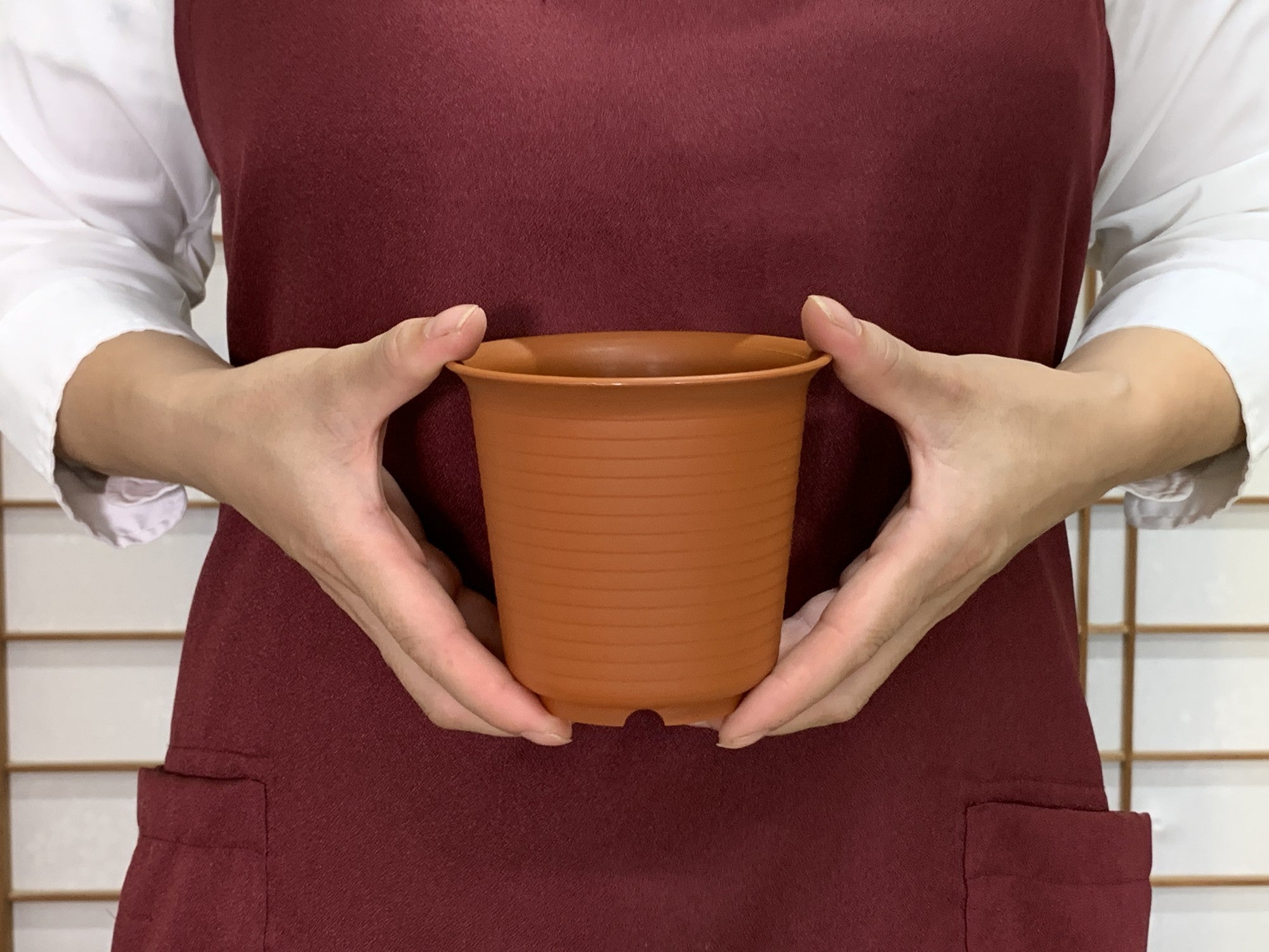 火鉢★ブラウン 黒柿をアクセントにした欅杢目の美しい関東火鉢 BB2878 – 古福庵