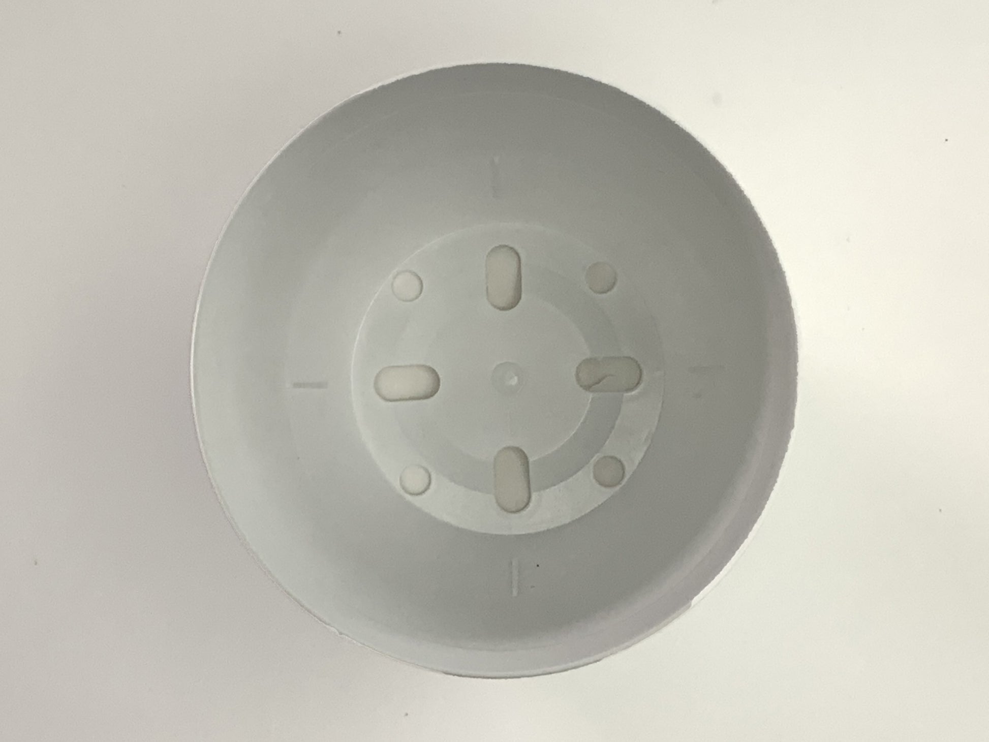 プラスチック鉢