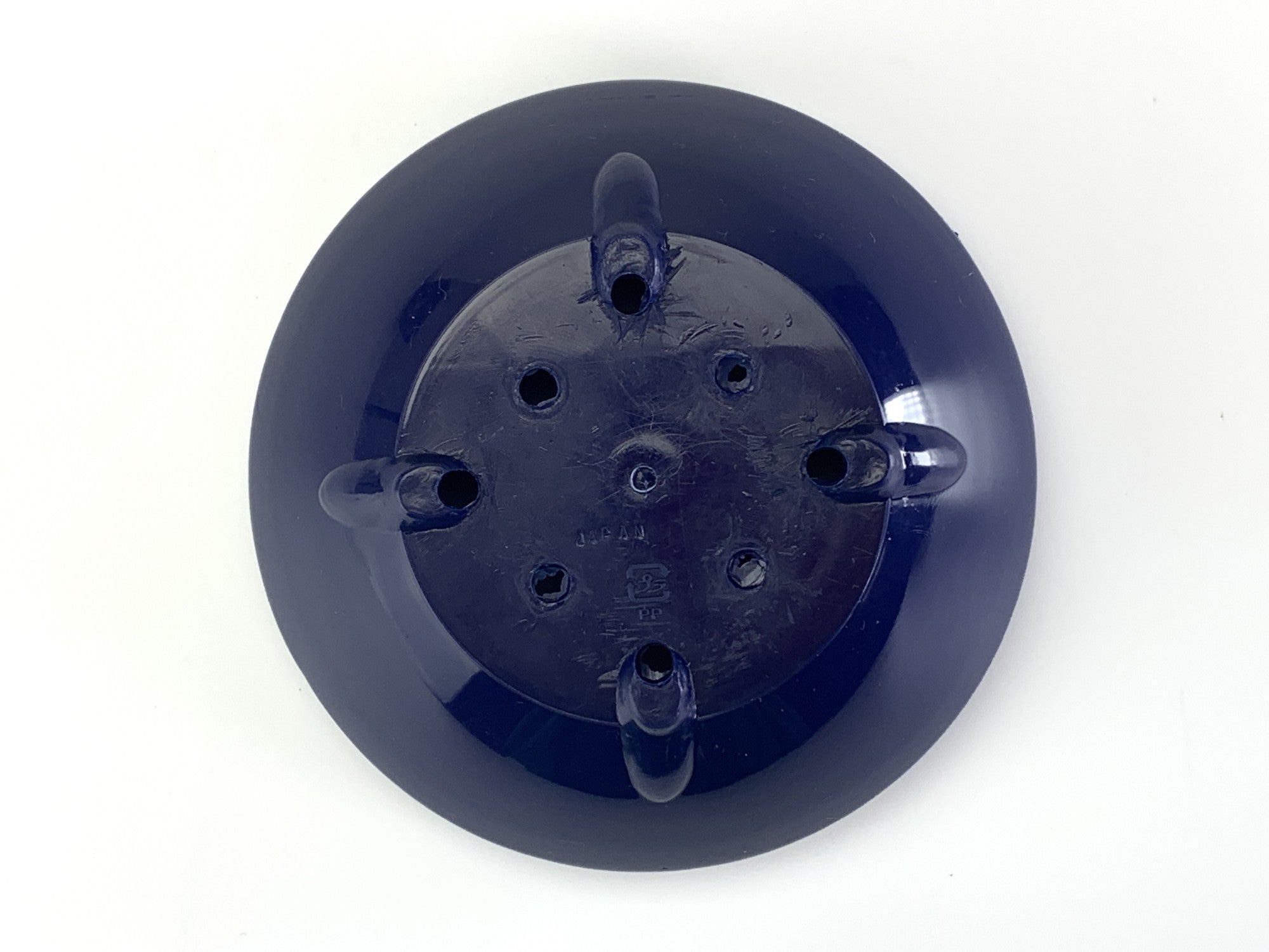 青い鉢の盆栽 No.6 プラ鉢 6号 鉄鉢 青 幅17.2cm×高さ6.8 cmの販売｜盆栽妙 – 盆栽妙 本店