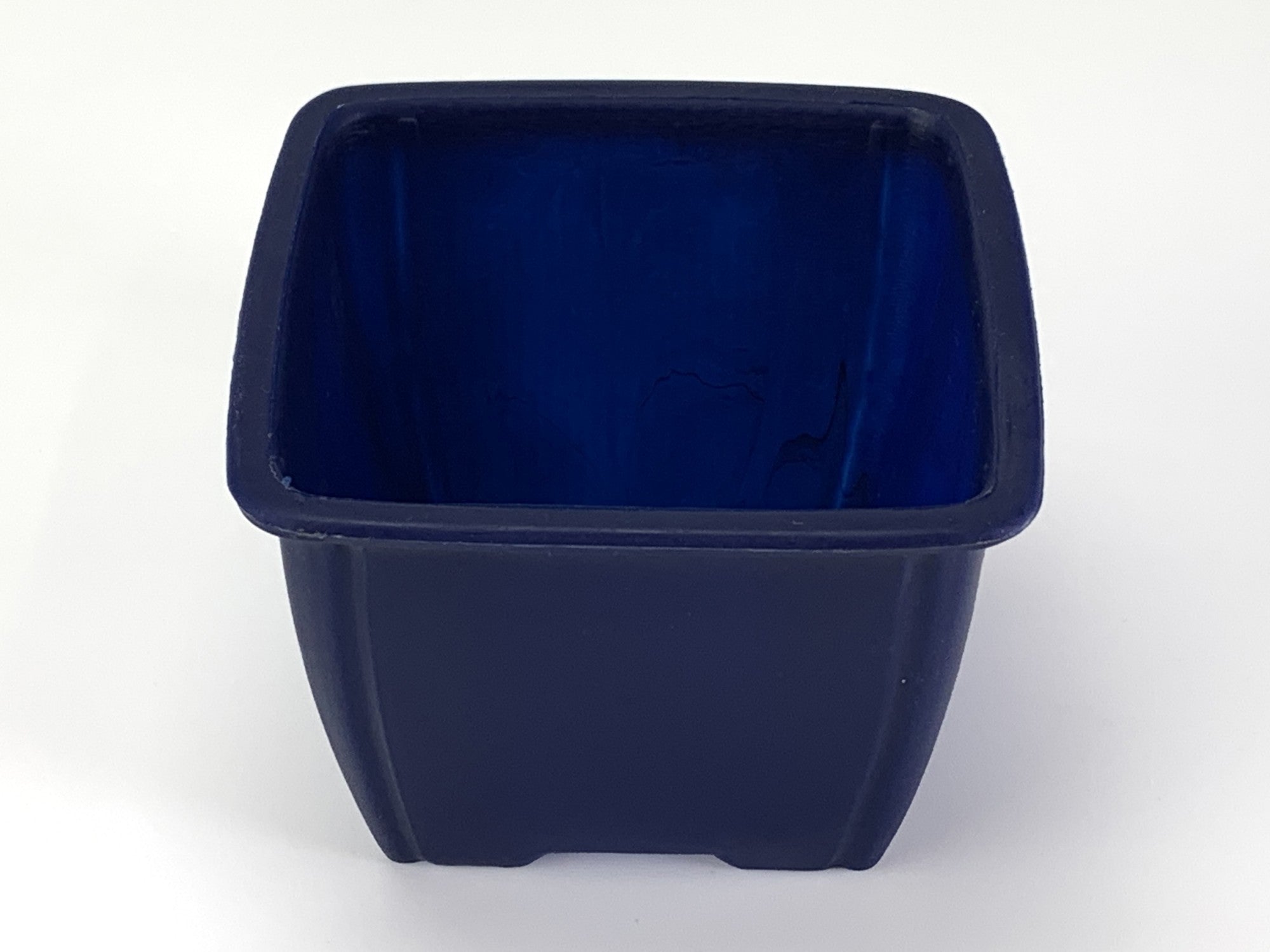 プラ鉢 2.5号 正角鉢 青 幅8.3cm×高さ6.3cm の販売｜盆栽妙 – 盆栽妙 本店