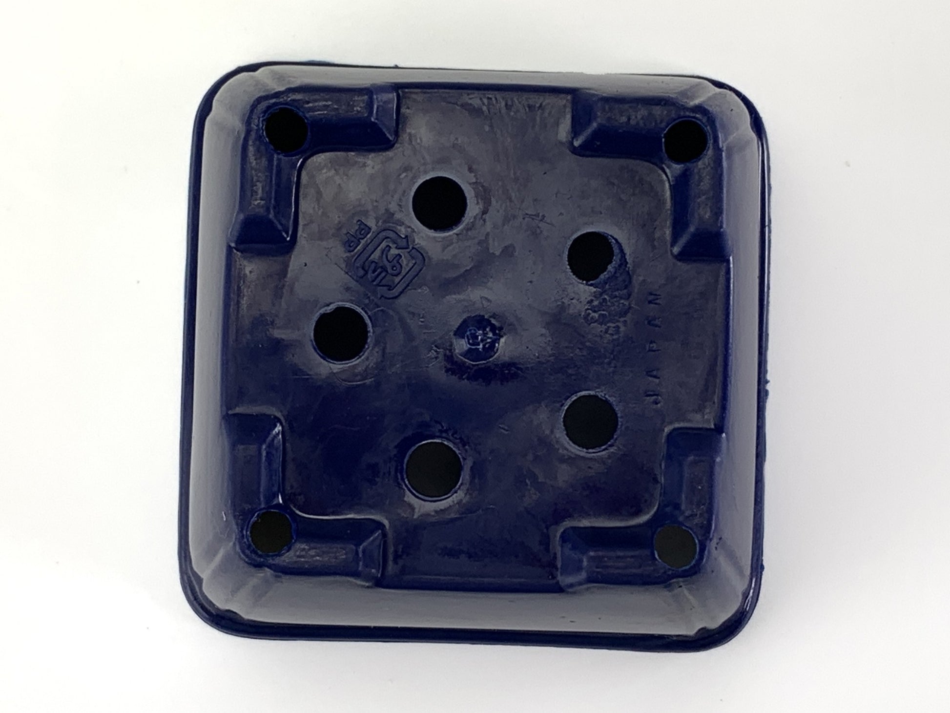 プラスチック鉢