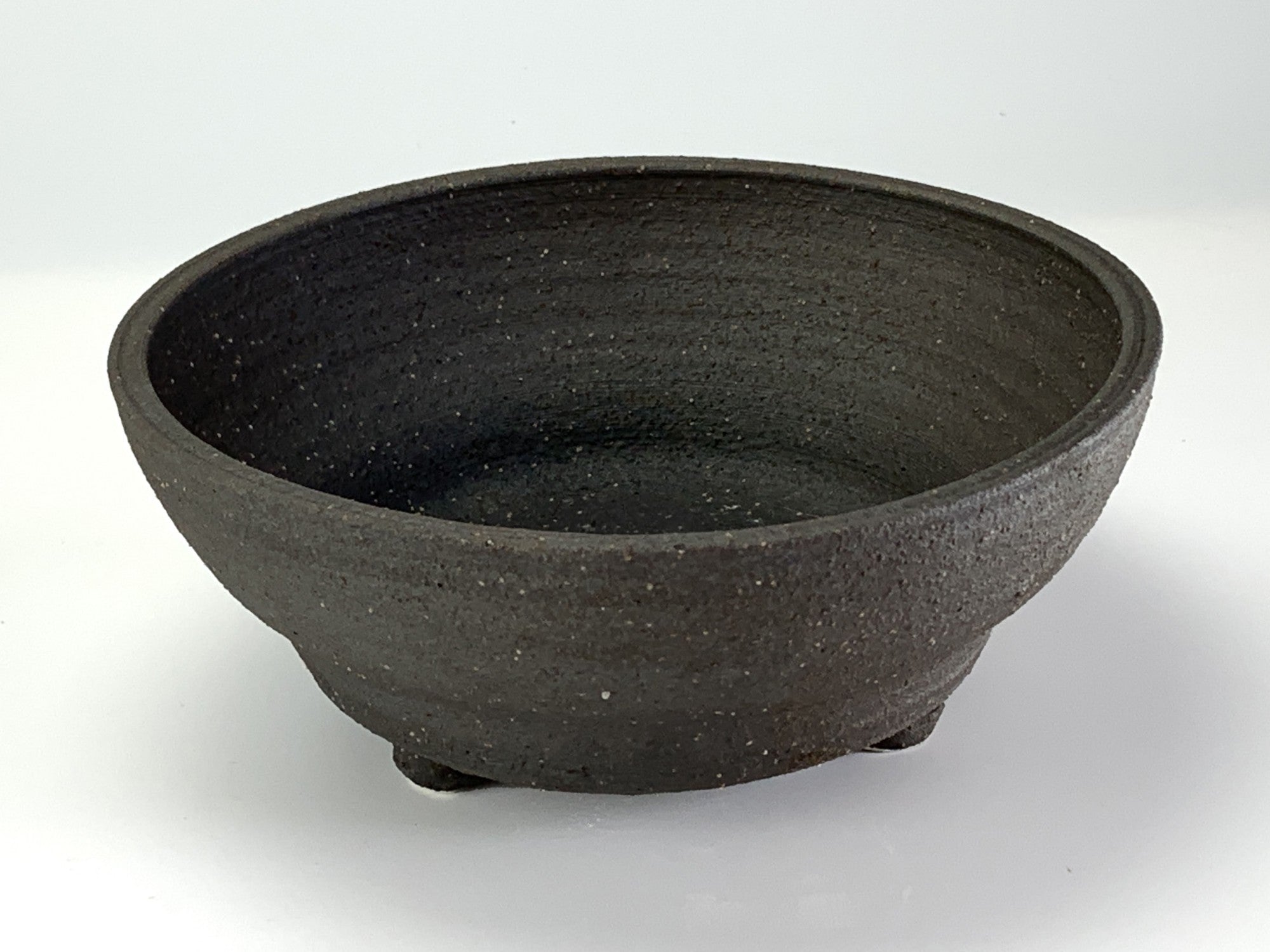 侘助　丸　浅め　盆栽鉢 庵治石 浅型円形鉢（鉢穴あり）の販売｜盆栽妙 – 盆栽妙 本店
