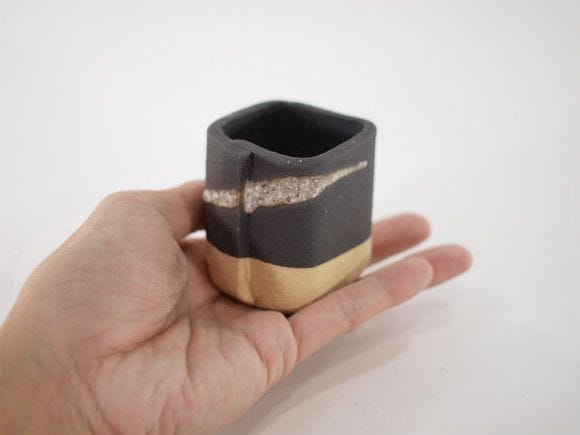 【信楽焼】【植木鉢】黒泥合せ角ミニ　2号鉢