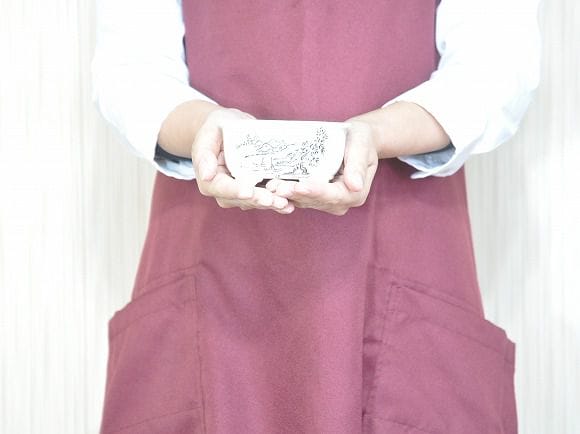 瀬戸焼【盆栽鉢】磁器 山水画 楕円 3.7号