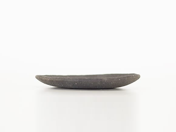 【山野草鉢】黒いぶし手作り 楕円 4.5号 幅14.5cm×高さ1.5cm