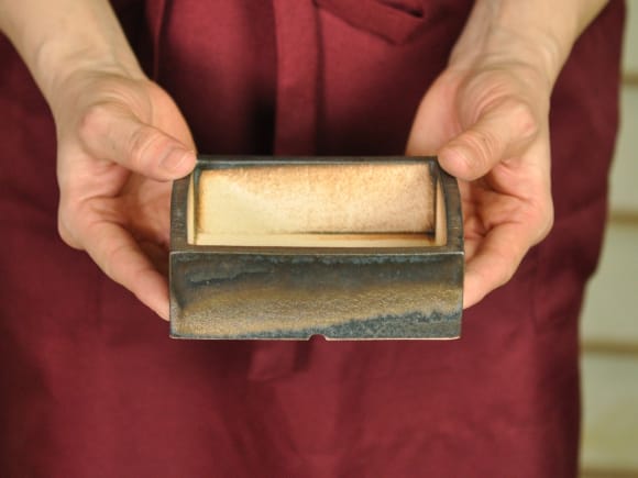 金彩 長方形【4号】【山野草鉢】鉢幅約12cm×奥行約10cm×高さ約4cm
