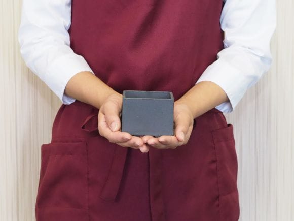 盆栽鉢 万古焼 黒 2.5号 長角 小 幅8.5cm×高さ6.5cmを販売｜盆栽妙