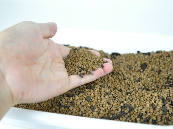 ミニ盆栽の土【小粒3mm-L】 オリジナル配合  重さ:3kg  内容量:4L