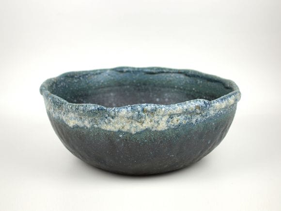 睡蓮鉢 めだか鉢 青窯変手ひねり水鉢 11号サイズ｜ 盆栽妙 – 盆栽妙 本店