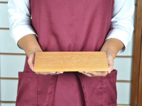 盆栽花台、木製 ケヤキ台 欅 一枚板 脚付き 花台 盆栽台 一点もの 天然木 木製 国産
