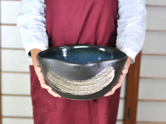 【睡蓮鉢 めだか鉢】信楽焼 青釉はけ目めだか鉢 花型 10号サイズ 幅29cm×14cm