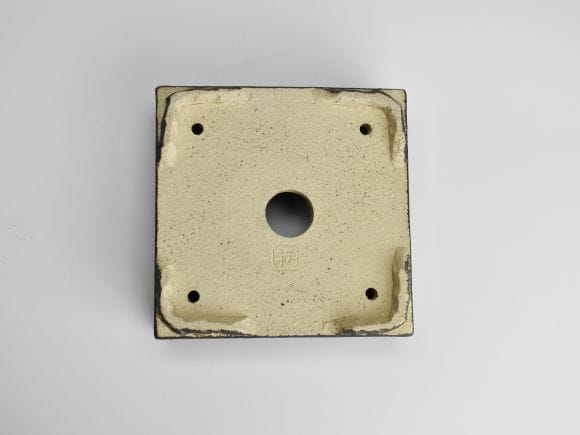 黒4号　正角鉢　幅12cm×高さ5cm