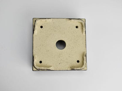 黒4号　正角鉢　幅12cm×高さ5cm