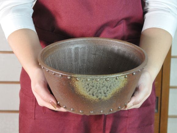 作家鉢　8号　鋲打丸鉢　伊藤光伸作　幅23.5cm×高さ11cm
