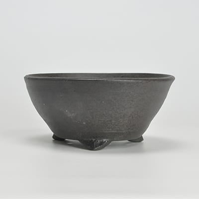 作家鉢　5号　三つ足黒丸鉢　伊藤光伸作　幅16.8cm×高さ8cm