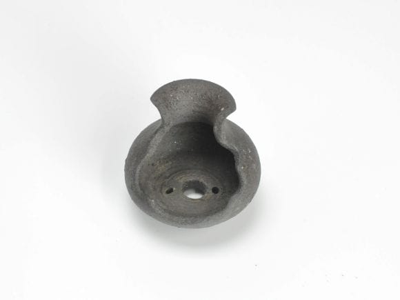作家鉢　2号　つぼ型縦置き黒　伊藤光伸作　幅5.7cm×高さ6cm