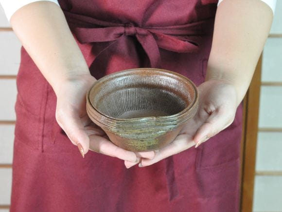 作家鉢　4号　フチすじ入り変形丸鉢　伊藤光伸作　幅13.5cm×高さ6cm