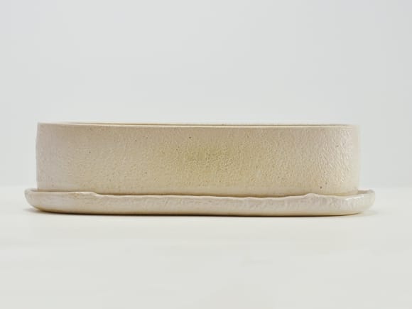 小判切立鉢9号 白【受け皿付き】鉢幅25cm×奥行8.5cm×高さ7cm