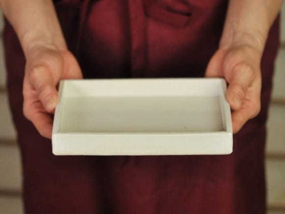 白 長角手造り水石 6号 幅約19cm×奥行約13cm×高さ約2～3cm