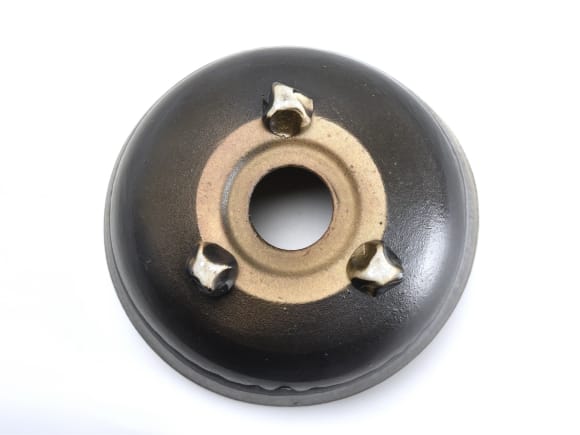 銀彩丸三ツ足 6号 幅約19cm×高さ約10cm