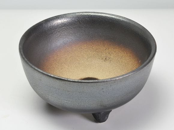銀彩丸三ツ足 6号 幅約19cm×高さ約10cm