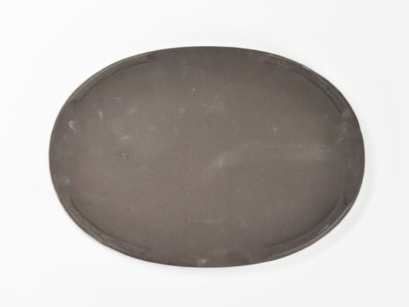 瀬戸焼クリーム9号小判水石 幅28.5cm×奥行き20cm×高さ2cm