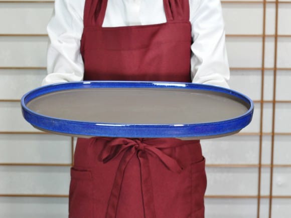 瀬戸焼生子14号小判水石(穴ナシ) 幅44.7cm×奥行き28.5cm×高さ3.2cm