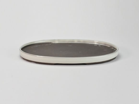 瀬戸焼クリーム10号小判水石(穴ナシ) 幅31cm×奥行き21cm×高さ2.8cm