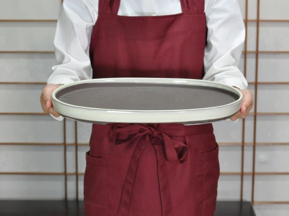 瀬戸焼クリーム12号小判水石(穴ナシ) 幅37cm×奥行き23.7cm×高さ3cm