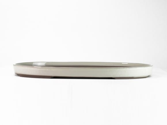 瀬戸焼クリーム15号小判水石(穴ナシ) 幅47.9cm×奥行き32cm×高さ3.3cm