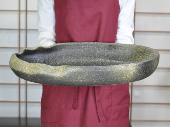 信楽焼】 窯肌変形小判水盤18号 幅54cm×奥行き33cm×高さ7.5cmを販売