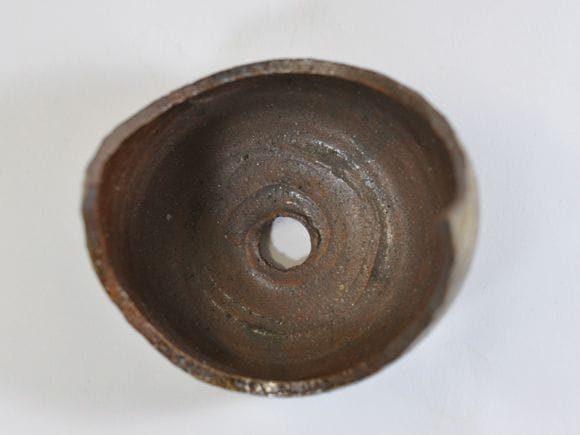 13～14世紀の南蛮鉢 楽天市場】【盆栽鉢】 時代鉢 南蛮壺鉢 皿型（中型サイズ）いよ
